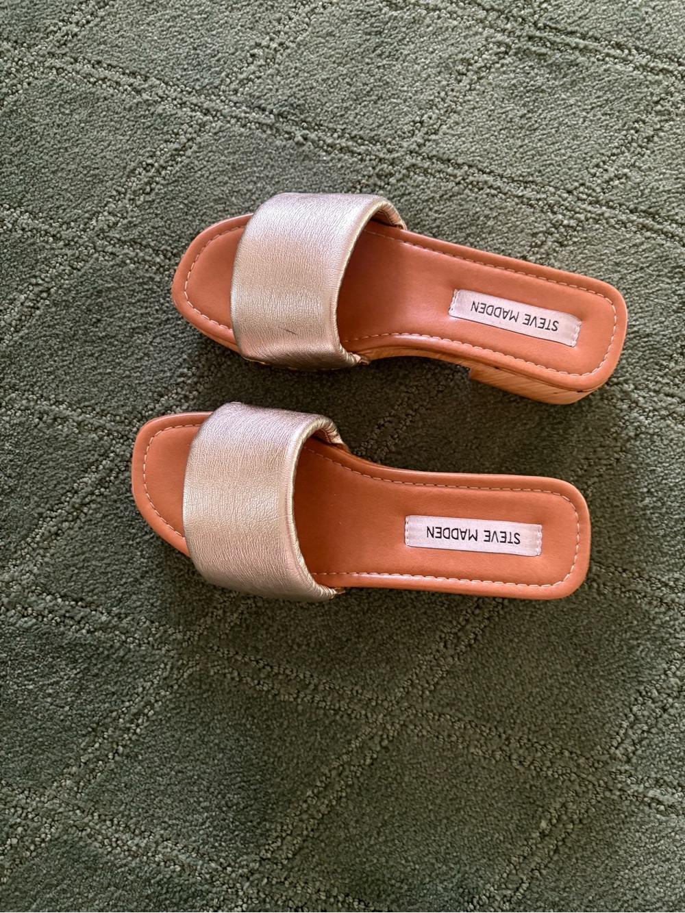 Steve Madden Wooden Gold Mules, Size 7